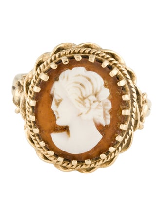 Ring 14K Shell Cameo Cocktail Ring