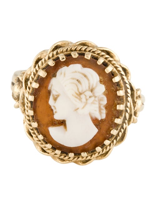 Ring 14K Shell Cameo Cocktail Ring