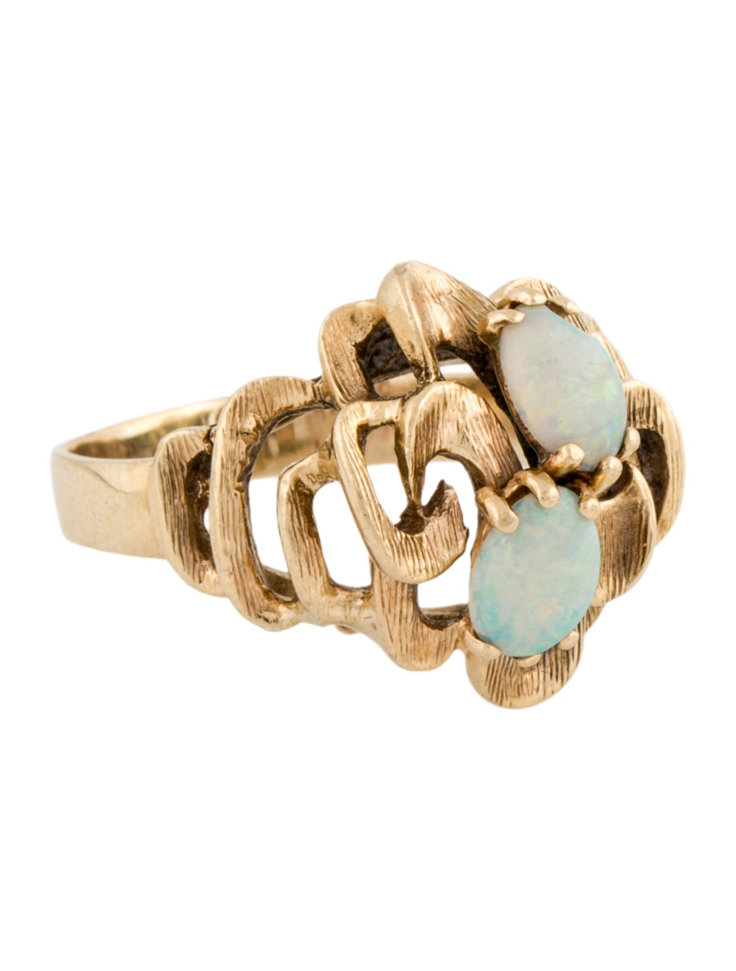 Ring 14K Opal Cocktail