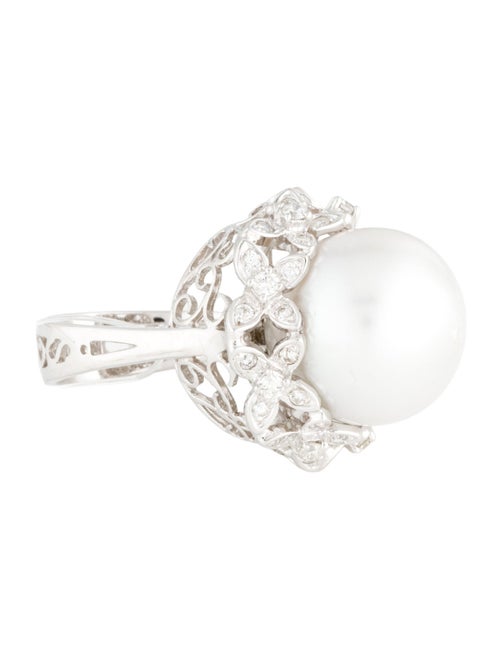 Ring 18K Pearl & Diamond Cocktail Ring