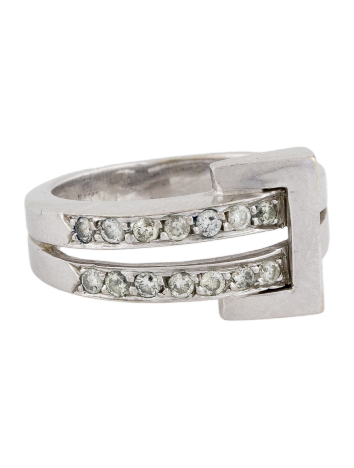 Ring 14K Diamond Pavé Buckle Band