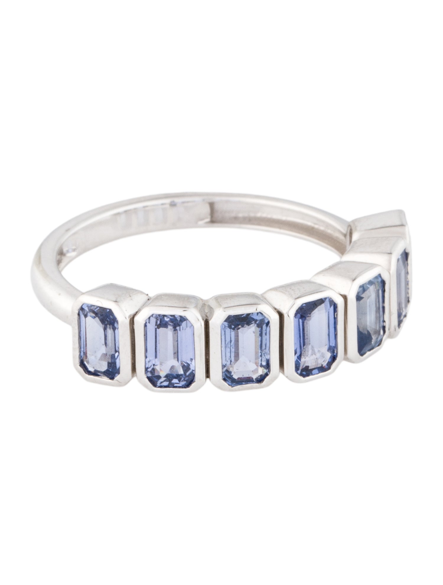 Ring 18K 1.82ctw Sapphire Band