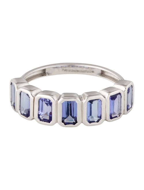 Ring 18K 1.61ctw Tanzanite Band
