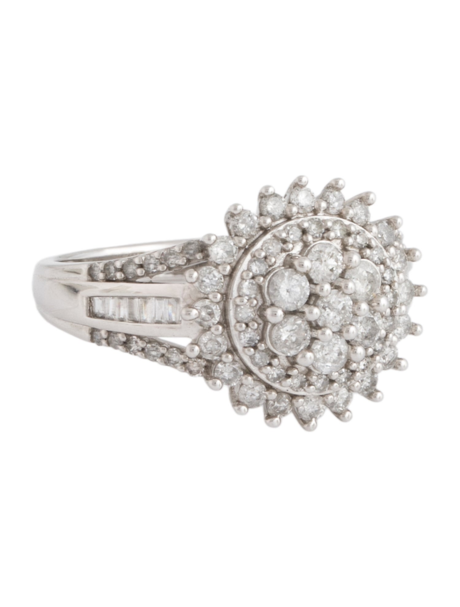 Ring 10K Diamond Cocktail