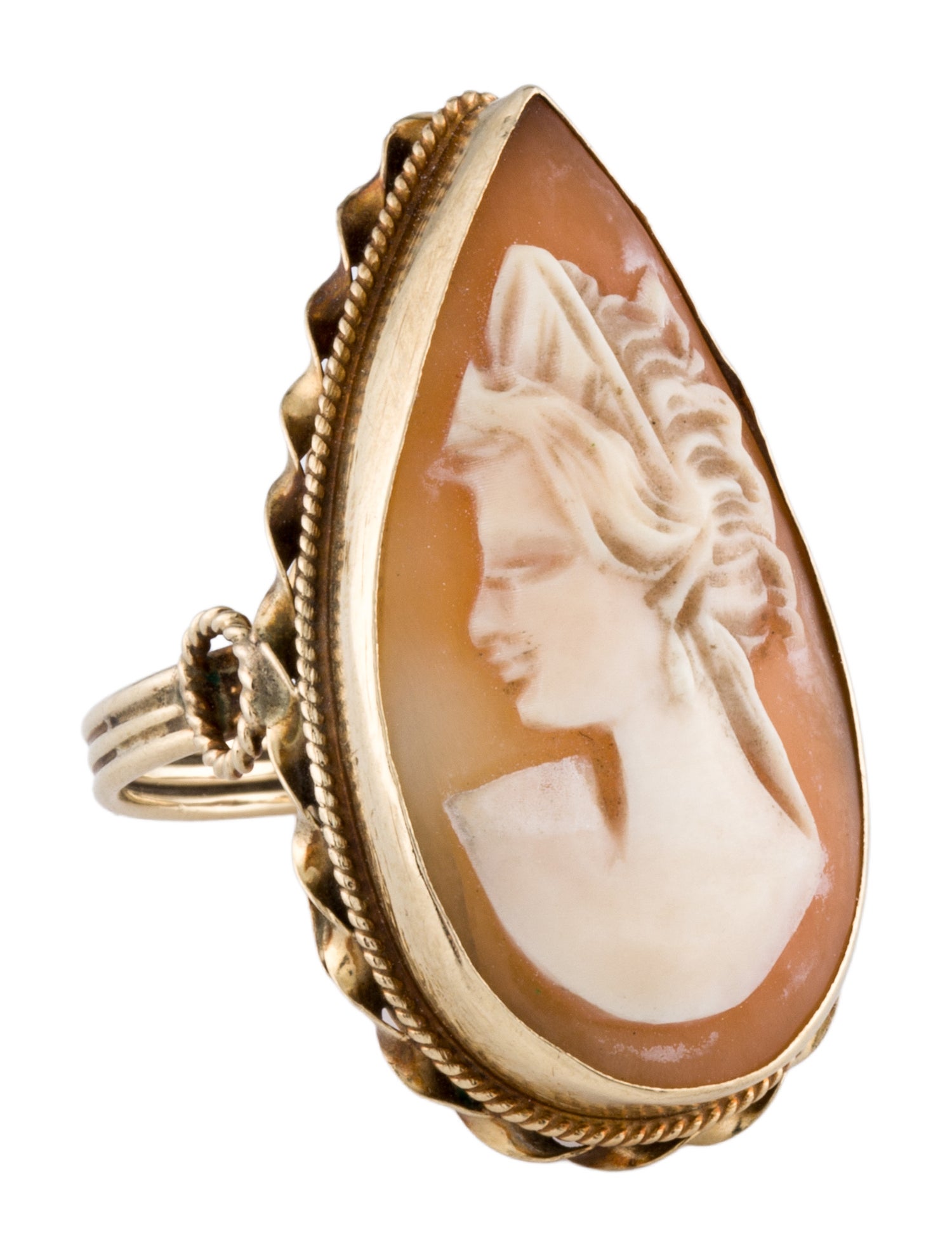 Ring 14K Shell Cameo Cocktail