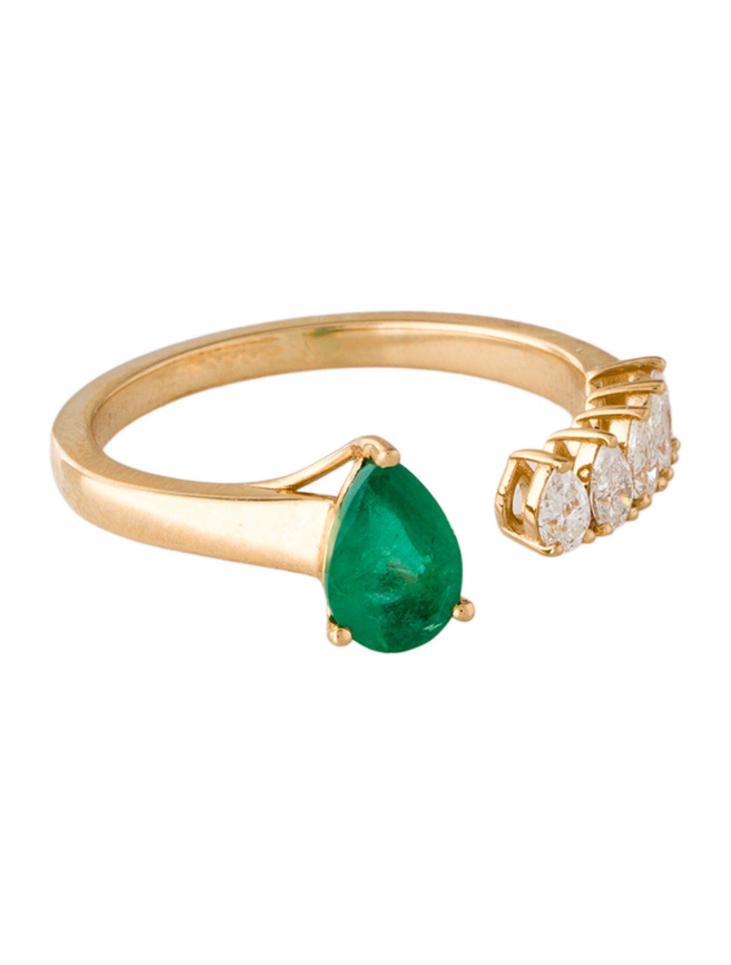 Ring 18K Emerald & Diamond Band