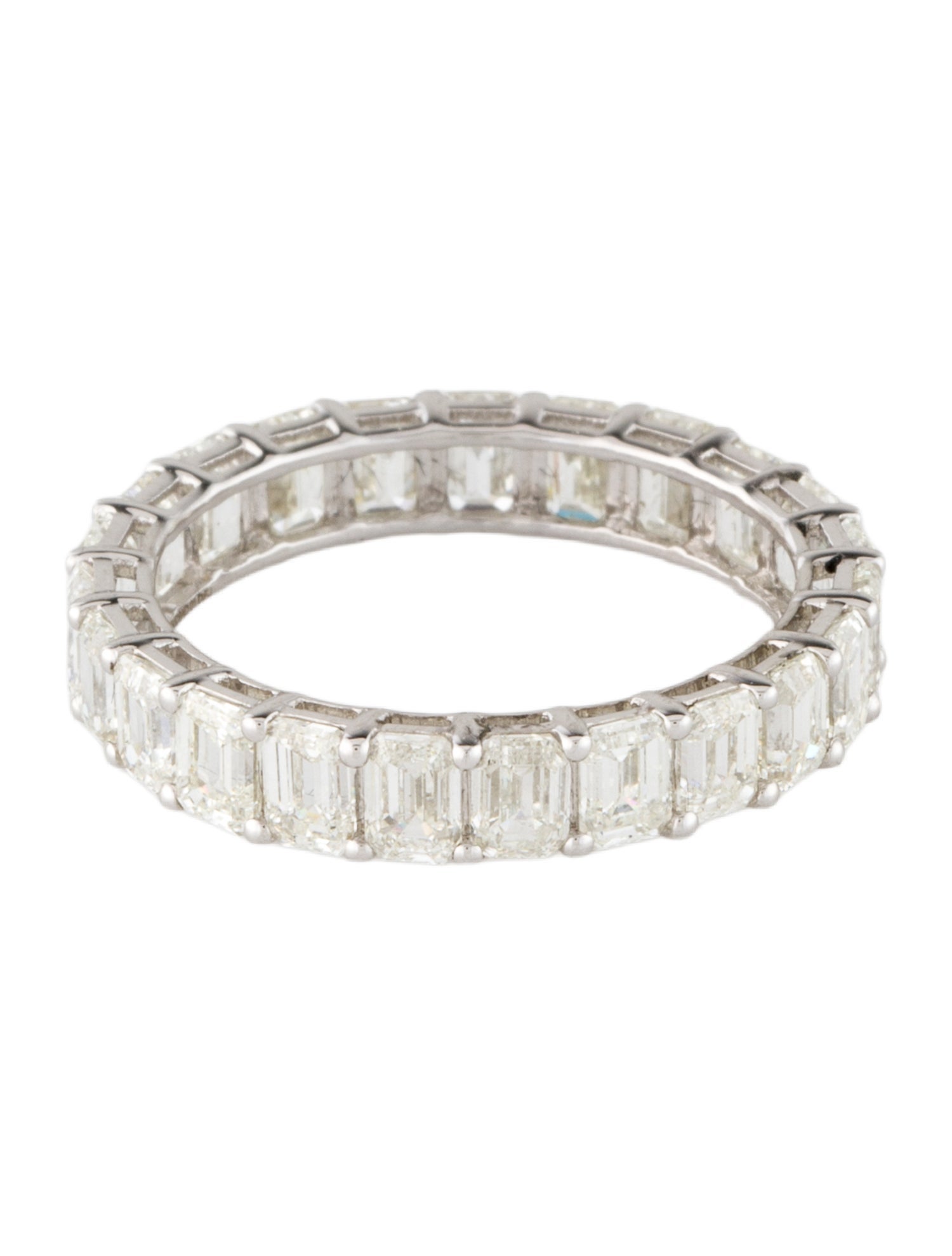 Ring 18K 4.31ctw Eternity Band