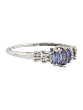 Ring  10K Tanzanite Cocktail Ring
