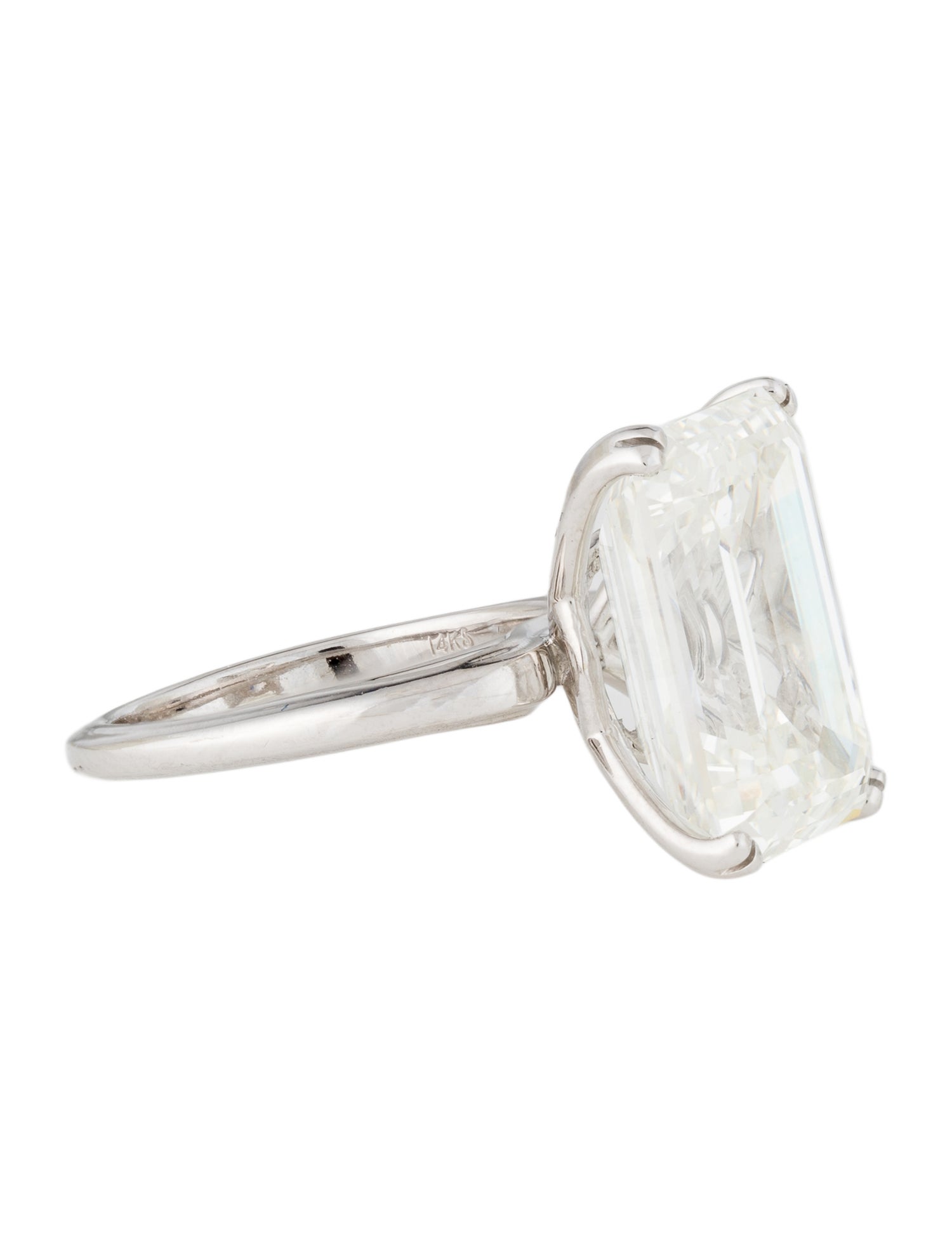 Ring 12ct Lab-Grown Diamond Engagement