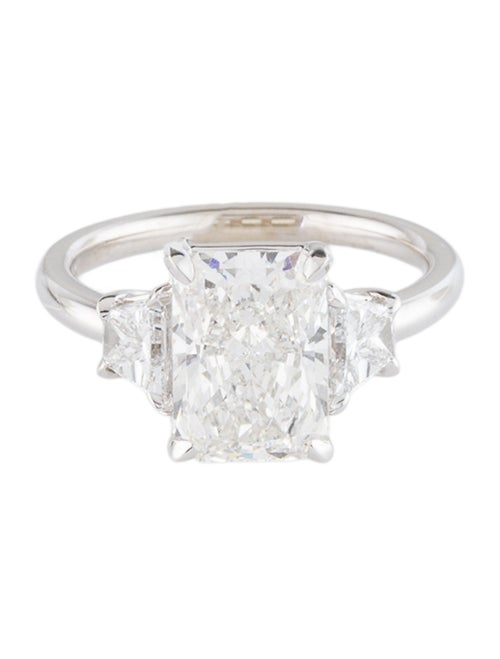 Ring 3.23ctw Lab-Grown Diamond Engagement Ring