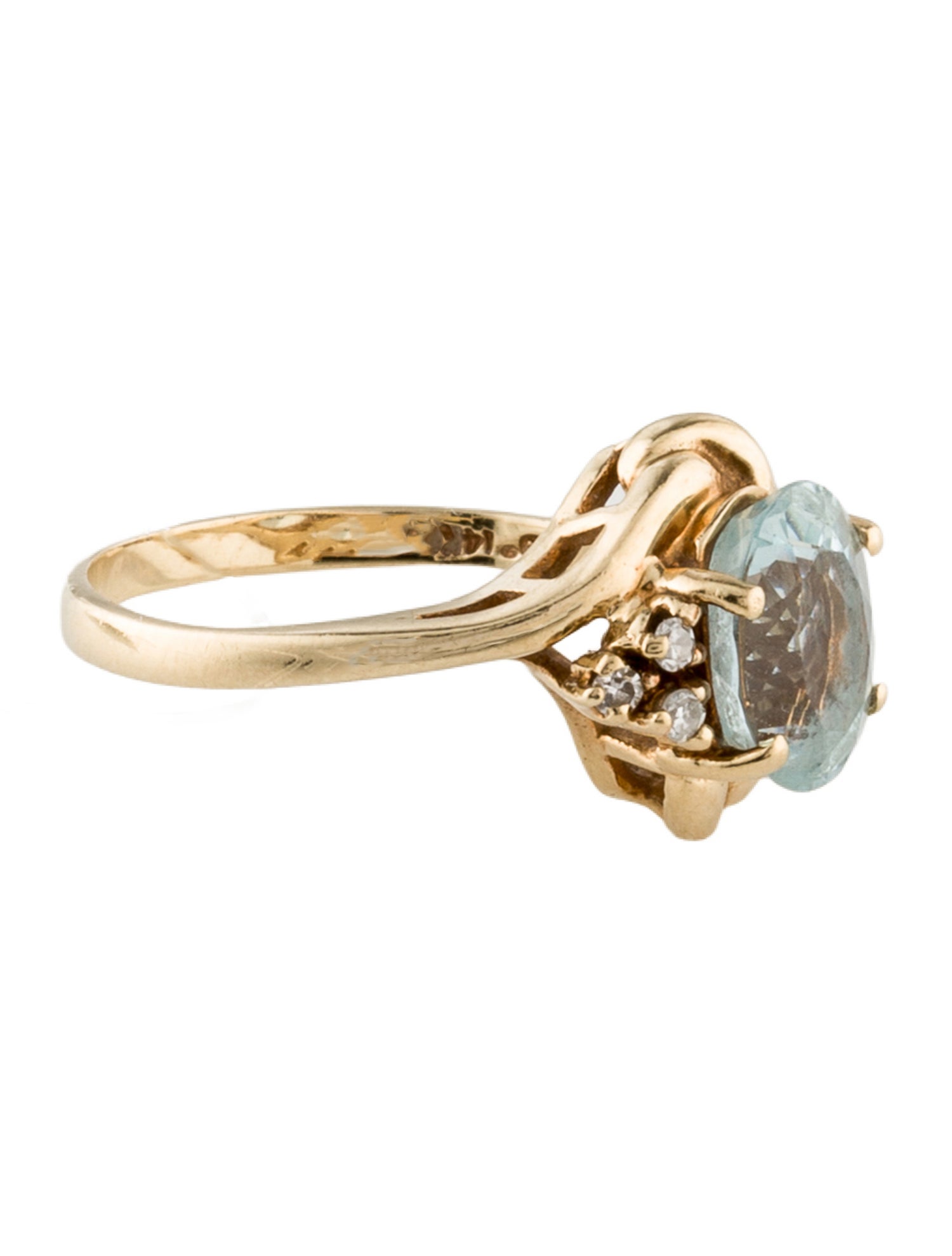 Ring 14K 1.78ct Aquamarine & Diamond Cocktail
