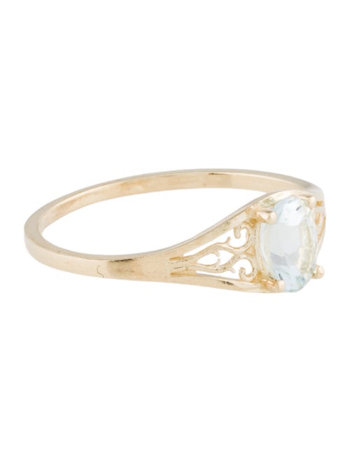 Ring 10K Aquamarine Cocktail Ring