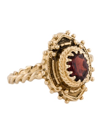 Ring 14K Garnet Ornate Cocktail Ring