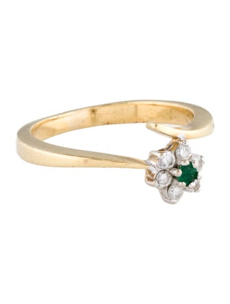 Ring 18K Emerald & Diamond Cocktail Ring