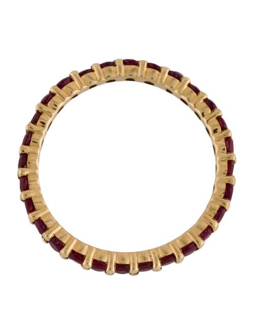 Ring 18K 1.37ctw Ruby Band Ring