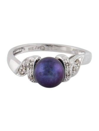 Ring 10K Dyed Pearl & Diamond Ring