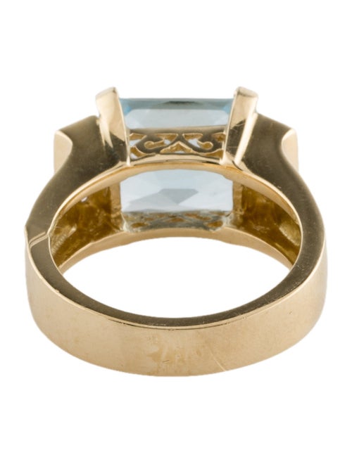 Ring 18K 4.31ct Aquamarine and Diamond Cocktail Ring