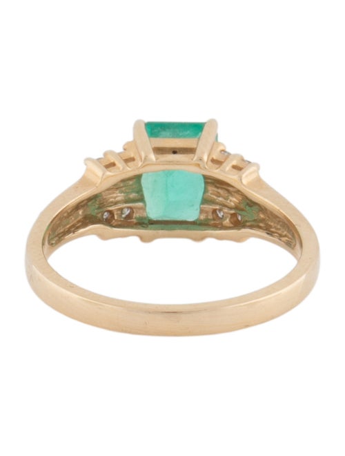 Ring 14K 1.38ctw Emerald & Diamond Cocktail Ring
