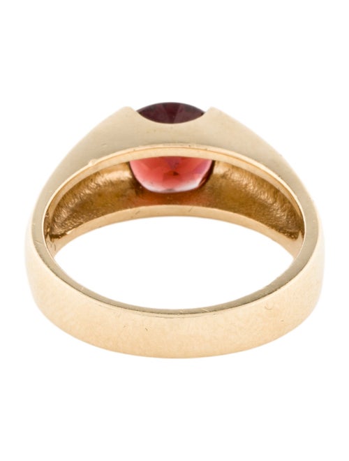 Ring 14K Garnet Band