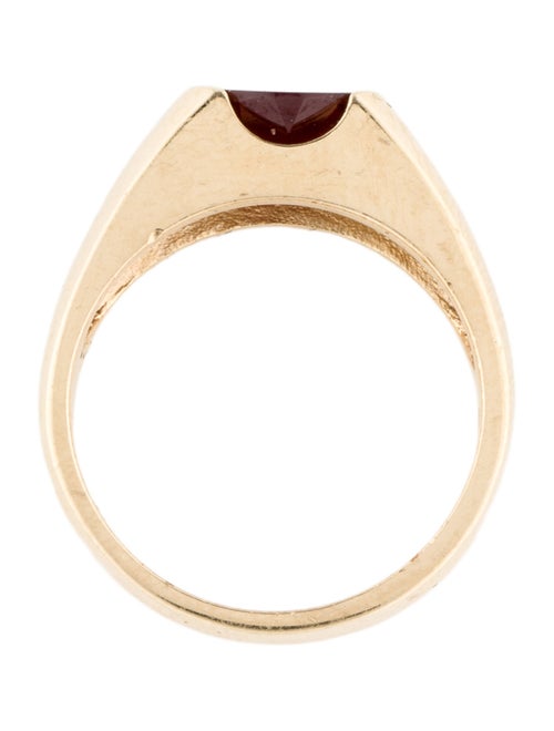 Ring 14K Garnet Band