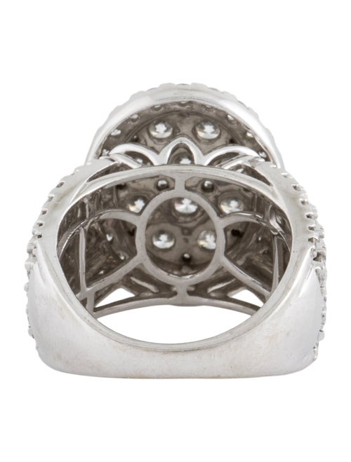 Ring 10K Diamond Cluster Cocktail Ring
