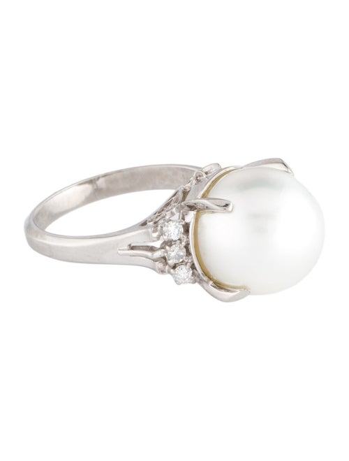 Ring Platinum Pearl & Diamond Cocktail Ring