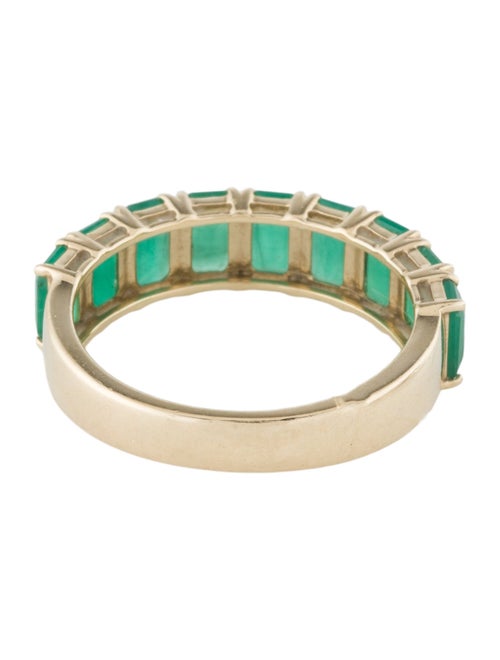 Ring 14K 1.80ctw Emerald Band