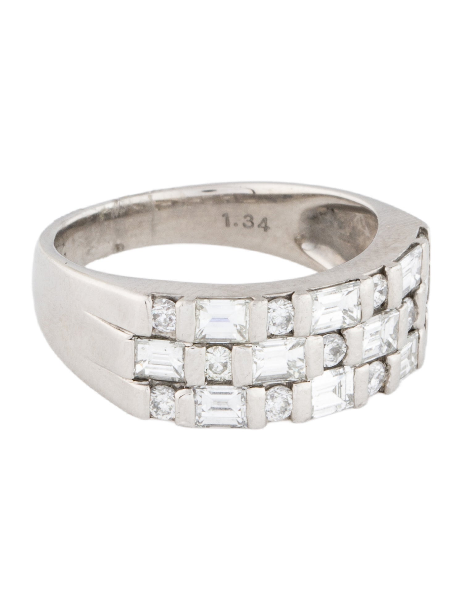 Ring Platinum 1.34ctw Diamond Band
