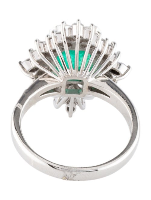 Ring Platinum 1.90ct Emerald & Diamond Cocktail Ring