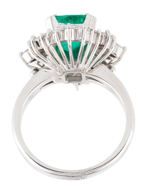 Ring Platinum 1.90ct Emerald & Diamond Cocktail Ring