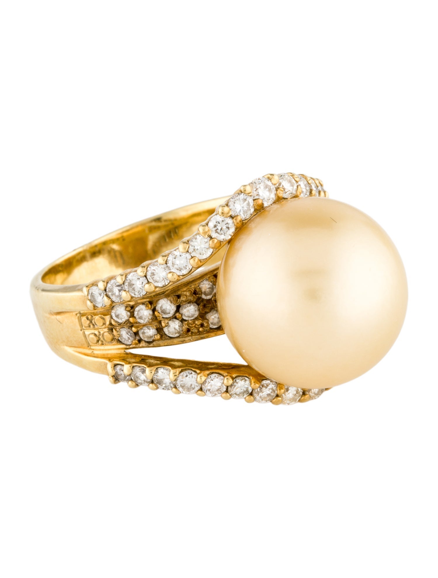 Ring 18K Pearl & Diamond Cocktail