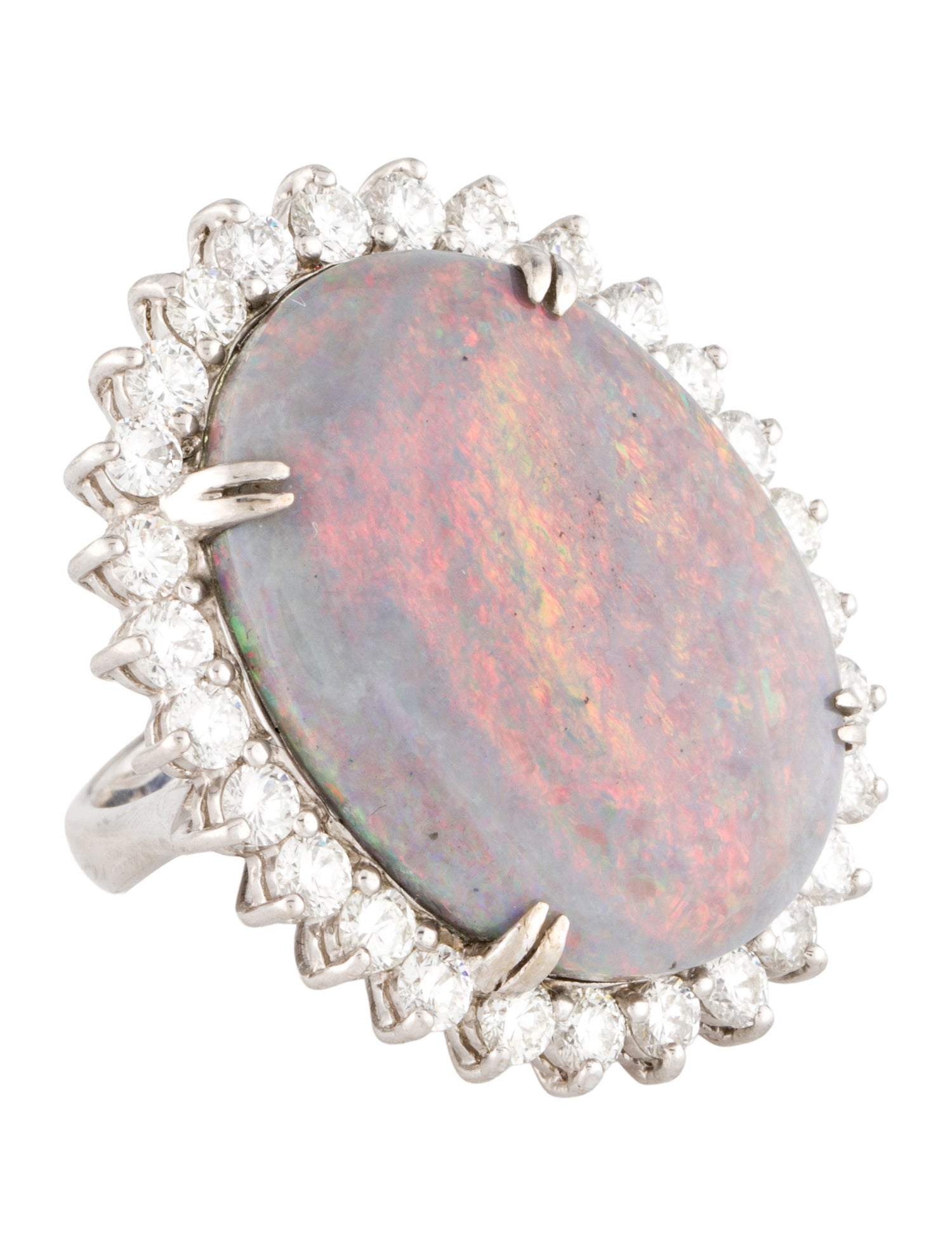 Ring 18K 31.90ct Opal & Diamond Cocktail