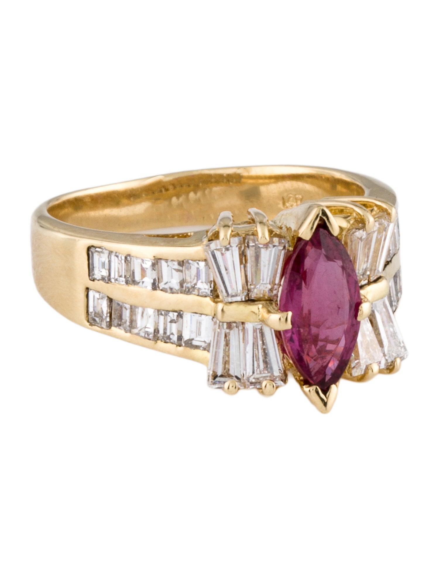 Ring 18K 1.08ct Ruby & Diamond Cocktail