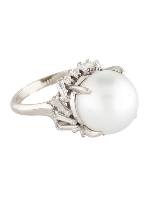 Ring Platinum Pearl & Diamond Cocktail Ring