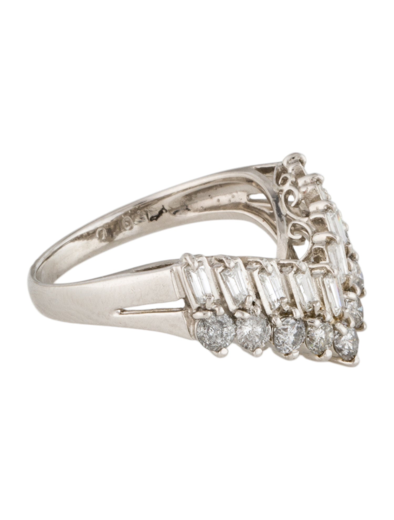 Ring Platinum 1.00ctw Diamond V-Shaped Band
