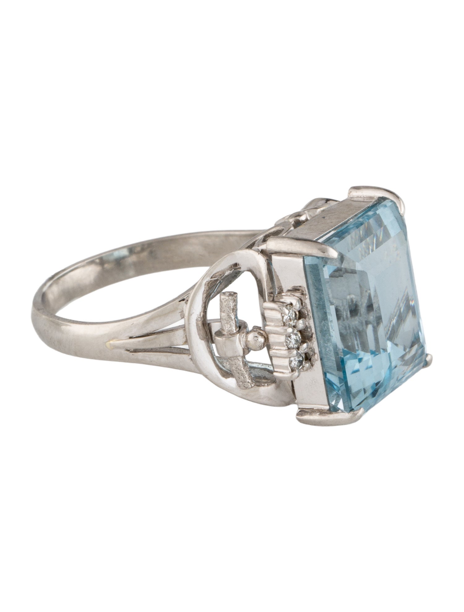 Ring Platinum 10.08ct Topaz & Diamond Cocktail Ring