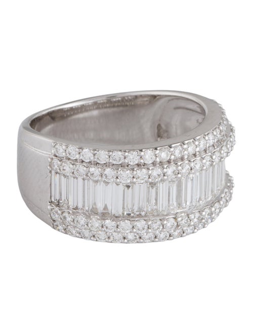 Ring 18K 1.75ctw Diamond Cocktail Ring