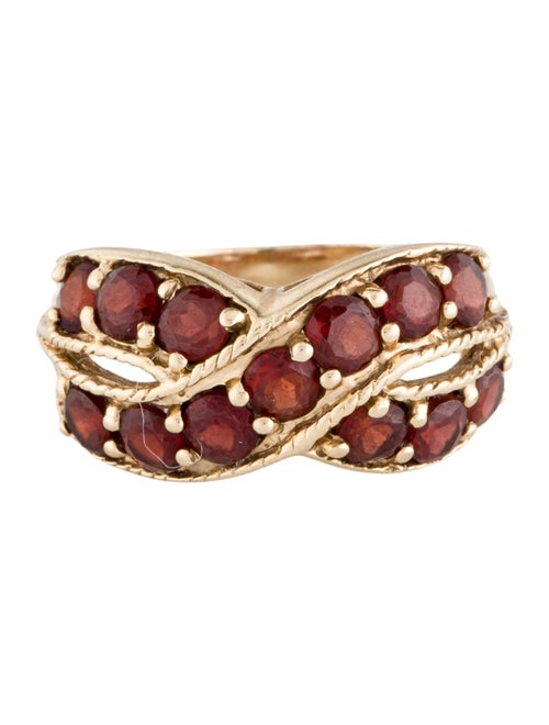 Ring 10K 2.73ctw Garnet Band