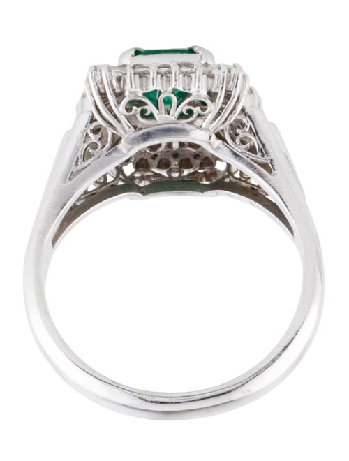 Ring Platinum Emerald & Diamond Cocktail Ring