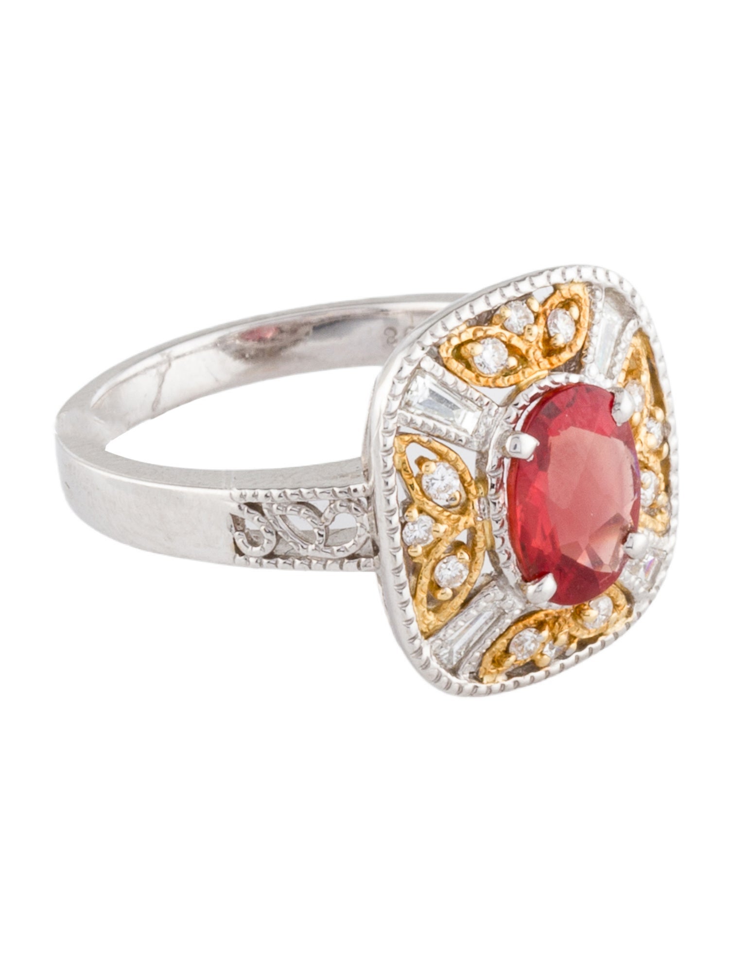 Ring 18K Labradorite & Diamond Cocktail