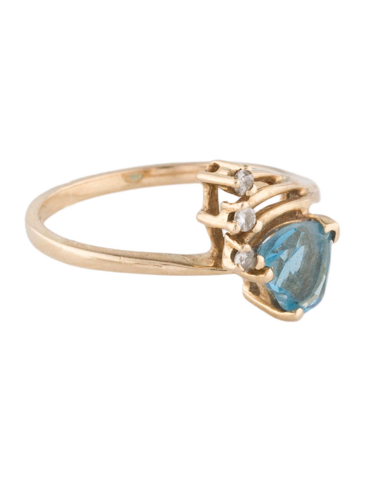 Ring 14K Topaz & Diamond Cocktail