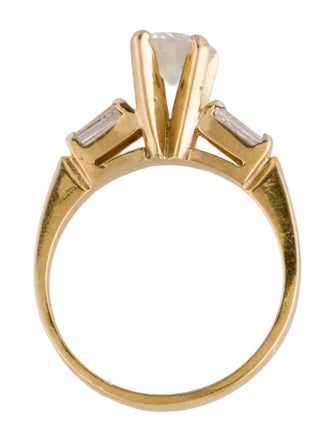 Ring 18K Diamond Engagement Ring