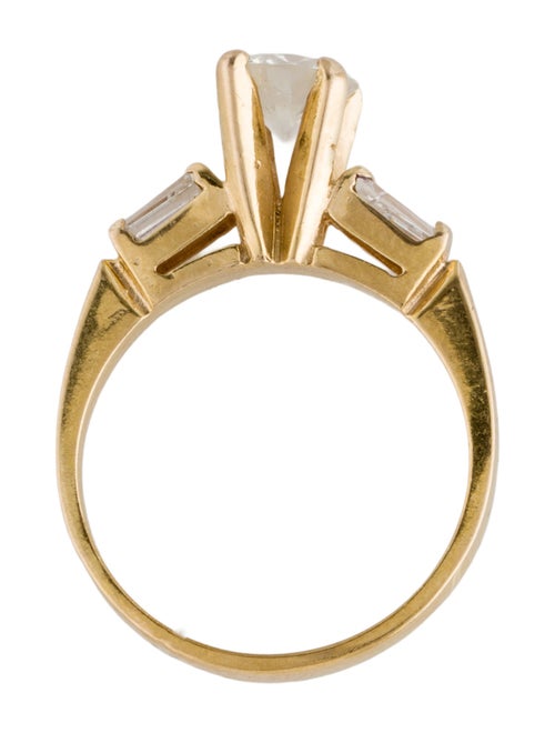 Ring 18K Diamond Engagement Ring