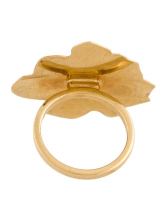 Ring 18K Diamond Flower Cocktail Ring