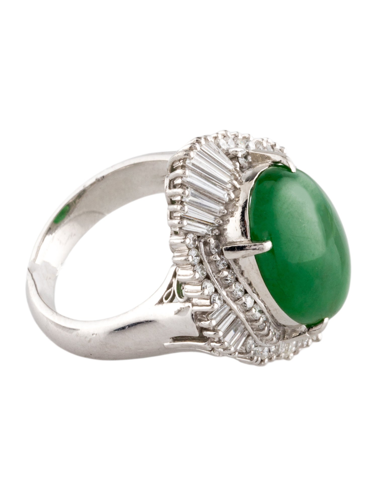 Ring Platinum Type A Jadeite & Diamond Cocktail