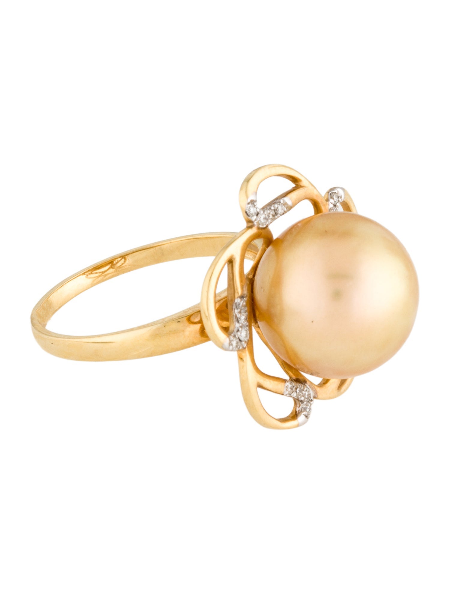 Ring 18K Pearl & Diamond Cocktail