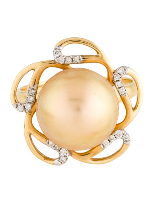 Ring 18K Pearl & Diamond Cocktail Ring