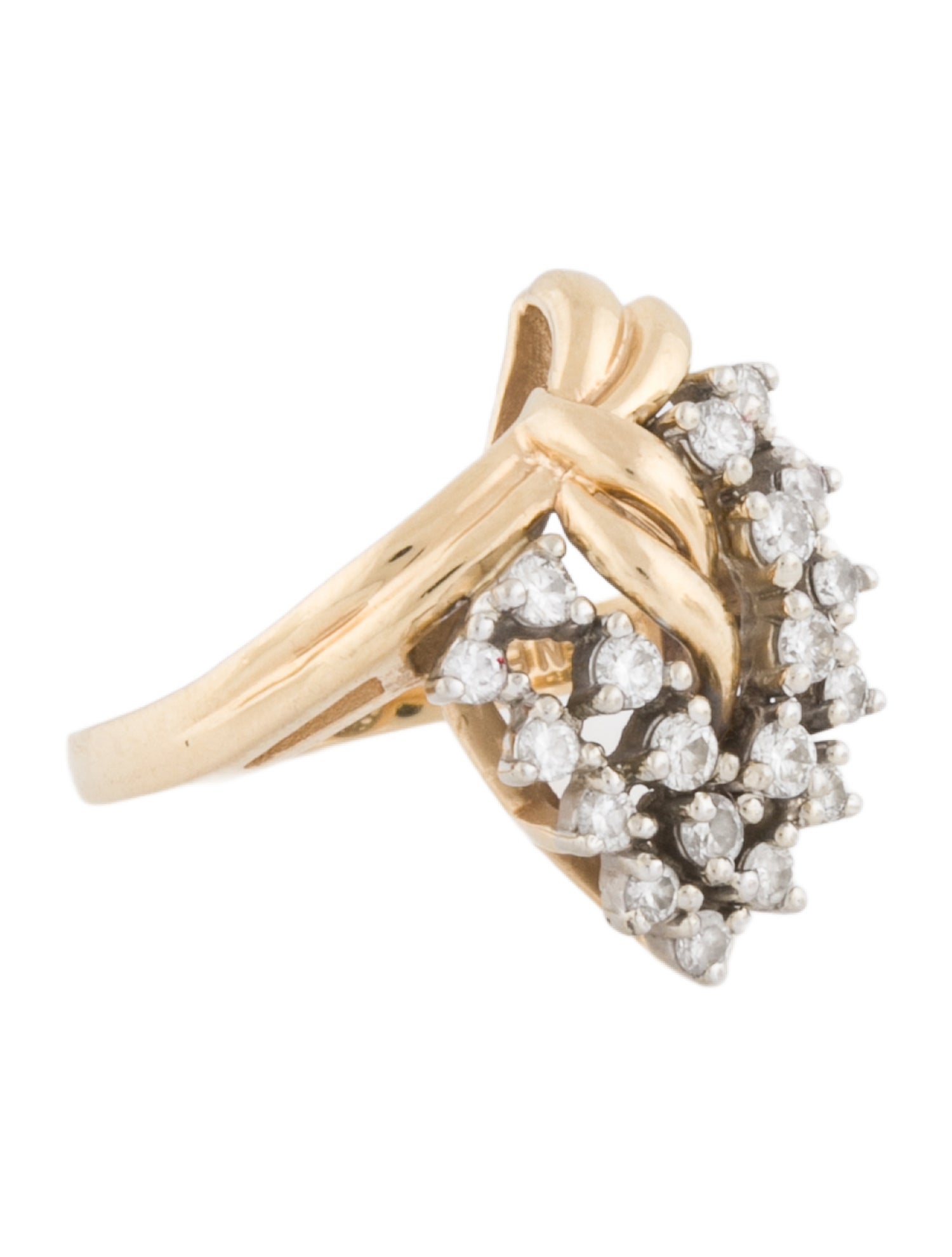 Ring 14K Diamond Cluster Cocktail