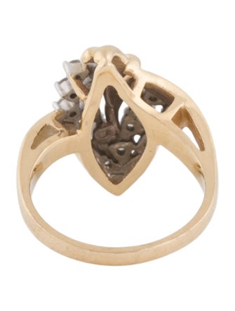 Ring 14K Diamond Cluster Cocktail Ring