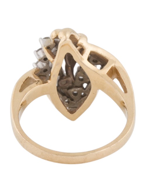 Ring 14K Diamond Cluster Cocktail Ring